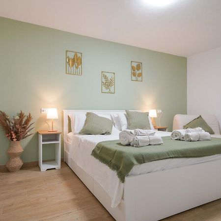 Alice Al Mare Apartment Pescara Exterior photo